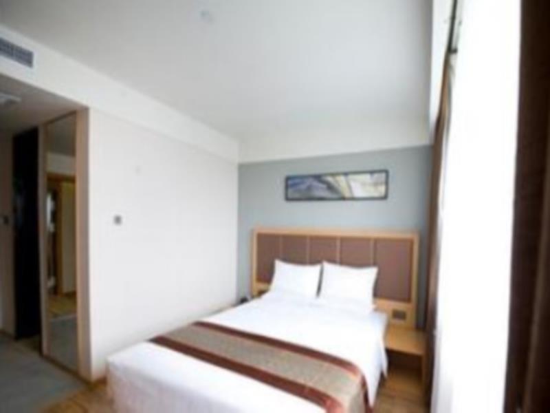 Starway Hotel Nantong Sports Convention Center Esterno foto